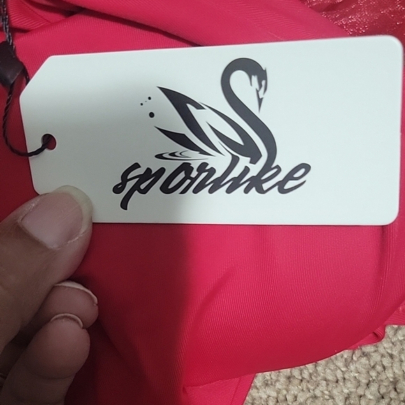 Chic Red Ruffle Bikini - Picture 2 of 2